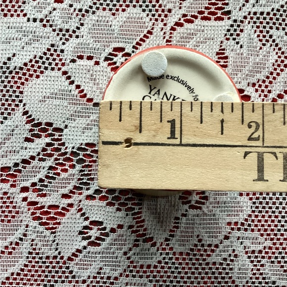 Yankee Candle Tealight Holder: Olde World Father Christmas motif. - Picture 6 of 11